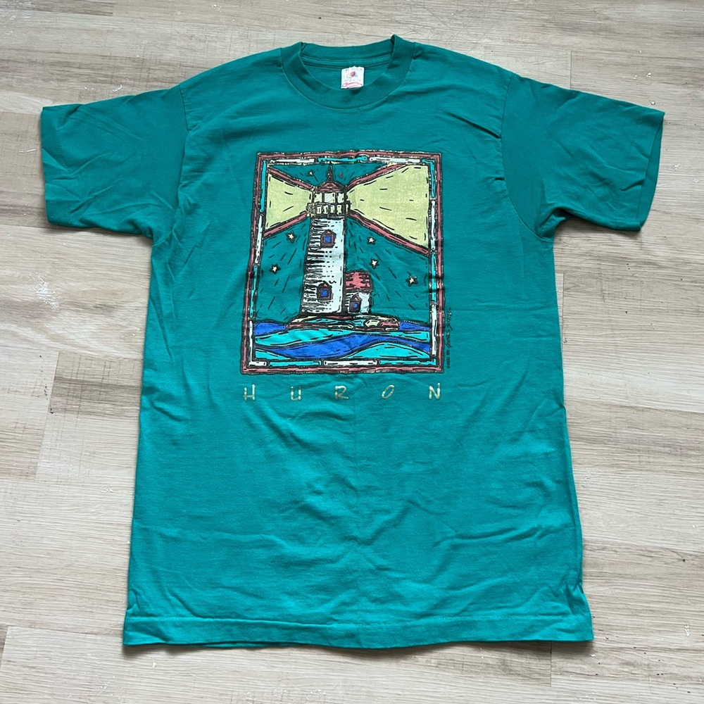 single stitch Huron lighthouse tee